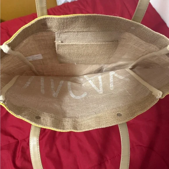 Stylish Tan and Yellow Tote Bag - Picture 4 of 4